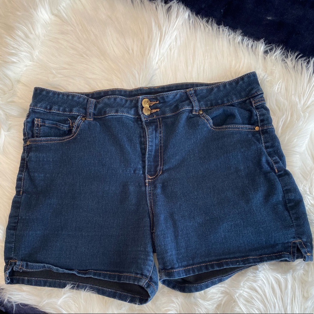 D. Jeans shorts